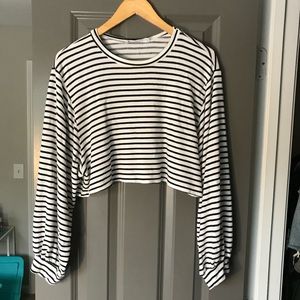 Striped long sleeve crop top